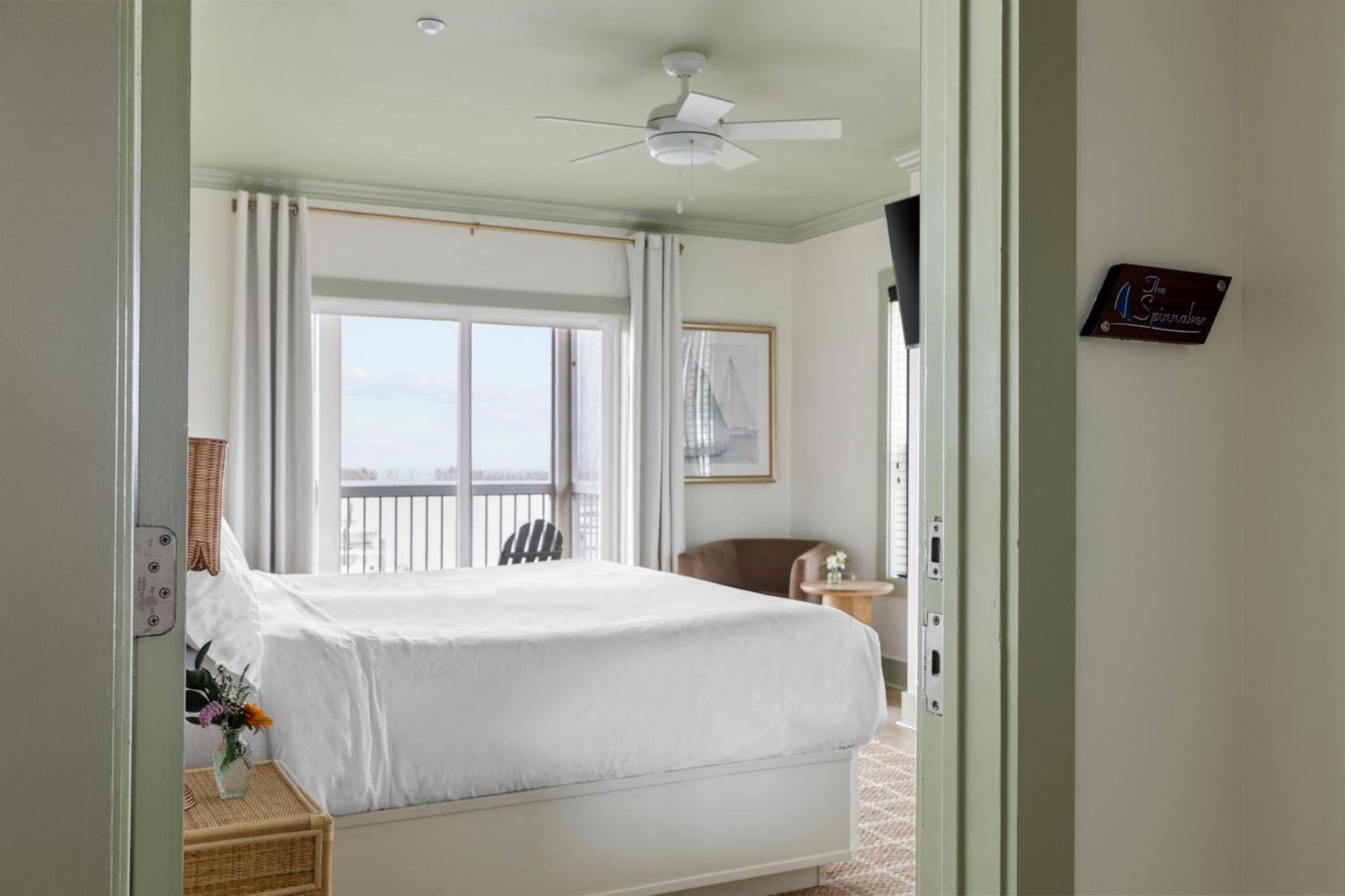 Regatta Inn - Adults Only Folly Beach Eksteriør billede